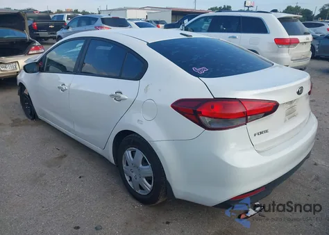 2017 Kia Forte Lx z USA, uszkodzony, nr VIN 3KPFL4A76HE013018